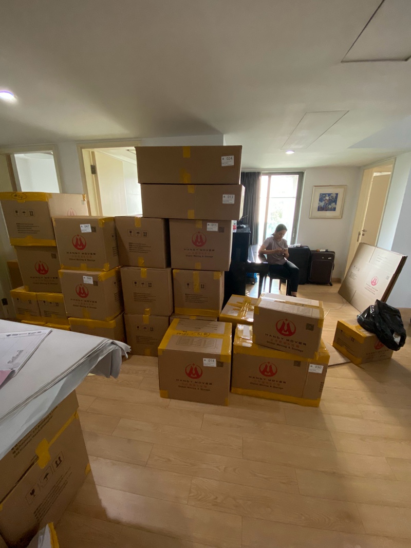 Packing boxes